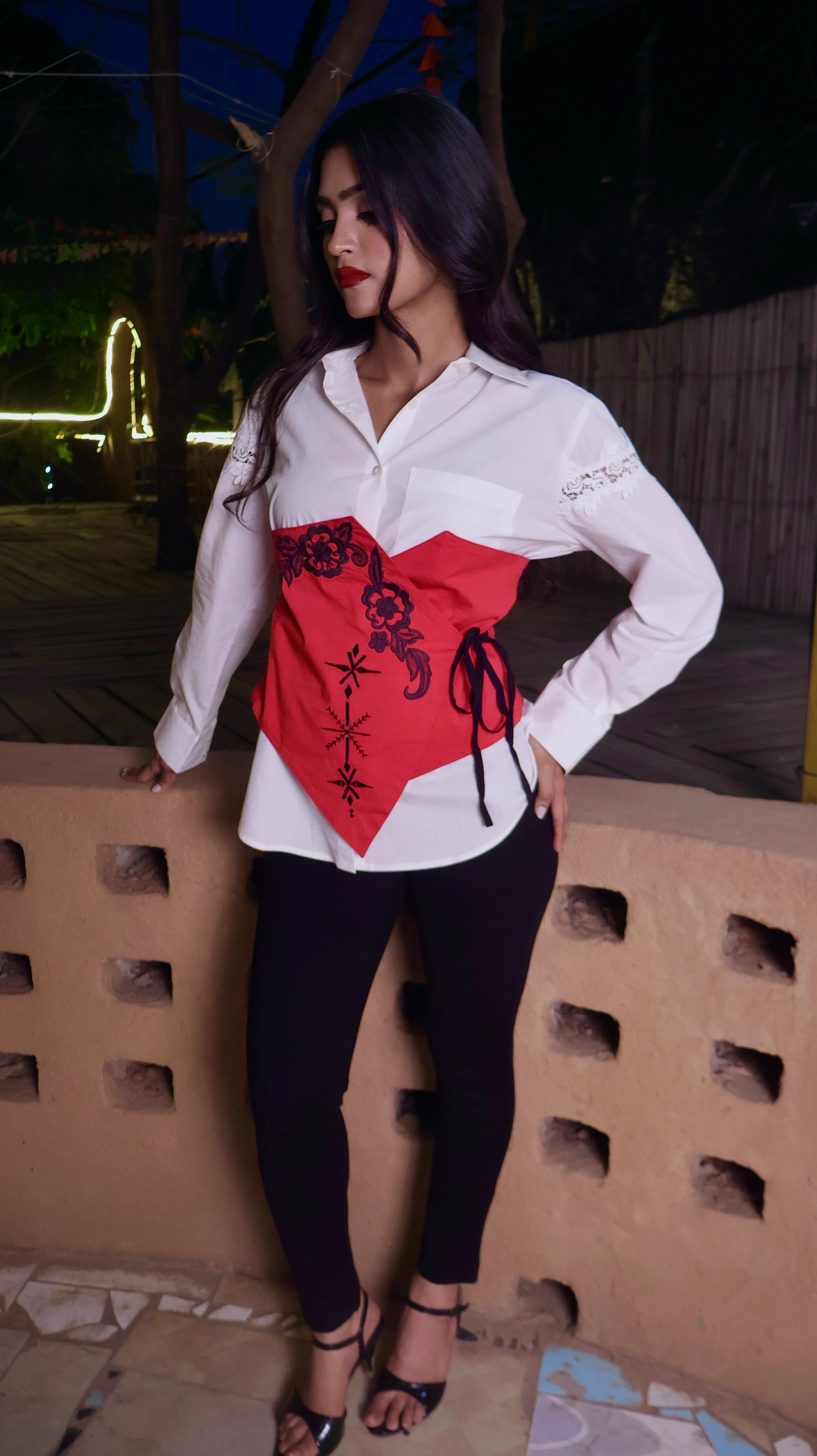 Scotland Red Embroidered Corset Belt